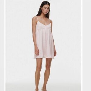 NEW WITH TAGS Aritzia Lover Dress Poetic Pink, Large
